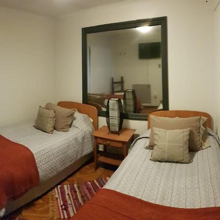 Hostal Centro Montt テムコ エクステリア 写真